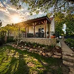 Balaton Corner Villa *